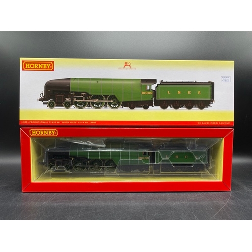 117 - Hornby R3842 Class W1 Hush-Hush 4-6-4 10000 in LNER apple green (Promotional) - DCC
(750g)
Boxed and... 