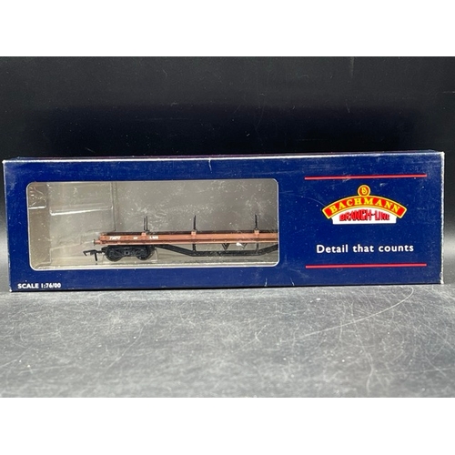 202 - 14 OO gauge Bachmann Rolling Stock, each boxed
(1700g)
Bachmann Branchline 33-850B 30 Ton bogie bols... 