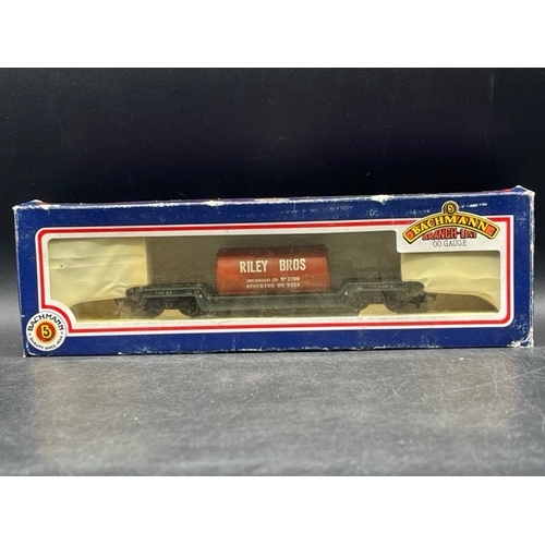 202 - 14 OO gauge Bachmann Rolling Stock, each boxed
(1700g)
Bachmann Branchline 33-850B 30 Ton bogie bols... 