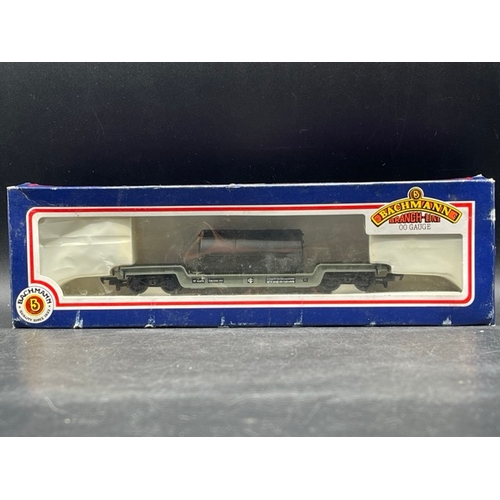 202 - 14 OO gauge Bachmann Rolling Stock, each boxed
(1700g)
Bachmann Branchline 33-850B 30 Ton bogie bols... 