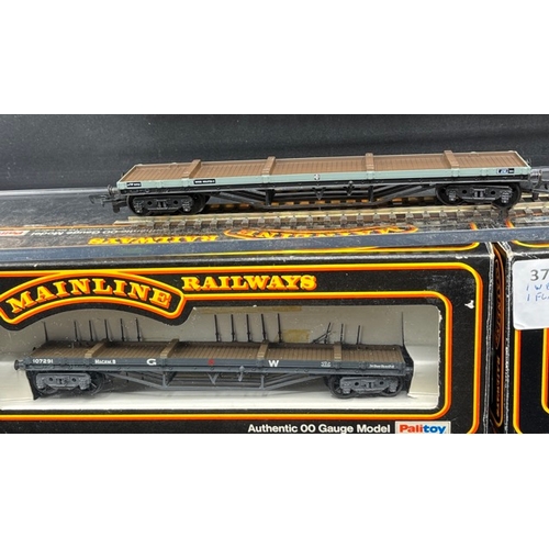 205 - Nine OO gauge Bolster and Well wagons 'Ready-to-Roll' 
(1000g)
Mainline 37182 Bogie well wagon W4194... 