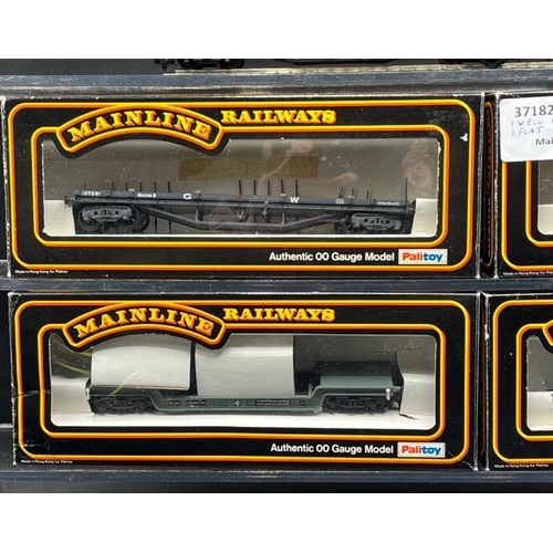 205 - Nine OO gauge Bolster and Well wagons 'Ready-to-Roll' 
(1000g)
Mainline 37182 Bogie well wagon W4194... 