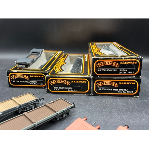 205 - Nine OO gauge Bolster and Well wagons 'Ready-to-Roll' 
(1000g)
Mainline 37182 Bogie well wagon W4194... 