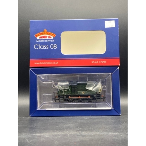 75 - Bachmann Branchline 32-117 Class 08 Shunter D3963 in BR Green with Wasp Stripes (weathered)
(600g)
B... 