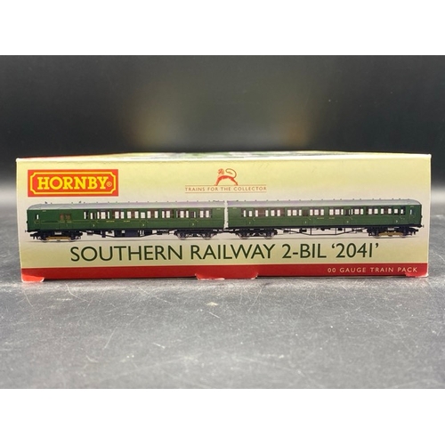 32 - Hornby R3161AX Class 401 2-BIL 2-car EMU 2041 in SR green livery. DCC fitted
(750g)
Boxed and appear... 