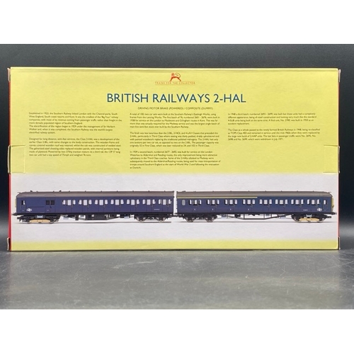 33 - Hornby R3341 Class 2-HAL 2 Car EMU 2677 in BR blue
(700g)
Boxed and appears to be undisturbed from p... 