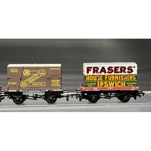 210 - 31 OO gauge Wagons, Vans, Hoppers from various Hornby, Bachmann, Mainline, Airfix, Lima and Farish '... 