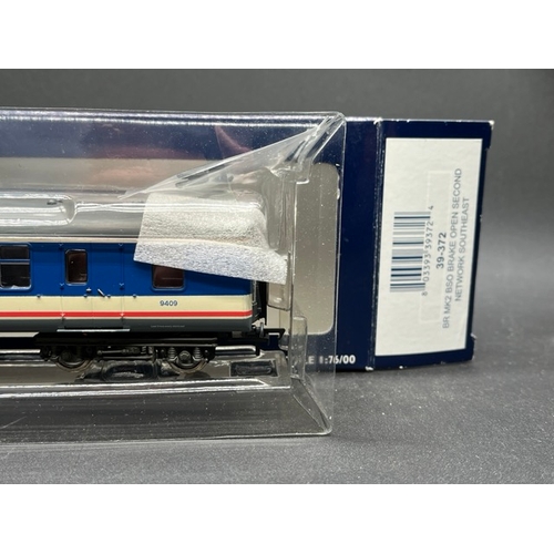 214 - 7 OO gauge Network SouthEast coaches
(1300g)
Bachmann Branchline 39-372 BR Mk2S BSO brake open 2nd N... 