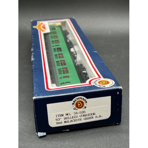 215 - 8 OO gauge Bachmann boxed Southern Railway Green coaches
(2000g)
Bachmann Branchline 39-153 BR Mk1 F... 