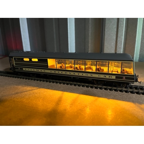 221 - Hornby R4377 Devon Belle Pullman Observation Car with working lights - Tested
(250g)
Fine detail