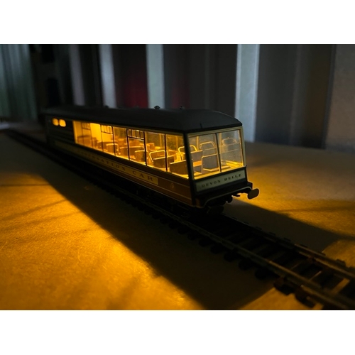 221 - Hornby R4377 Devon Belle Pullman Observation Car with working lights - Tested
(250g)
Fine detail