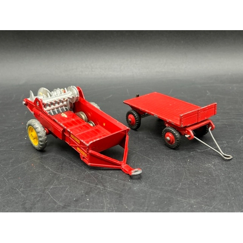 258 - Corgi, Dinky And Britains Farm Vehicles
(1700g)
Corgi Major Toys Massey Ferguson 780 Combine
Britain... 