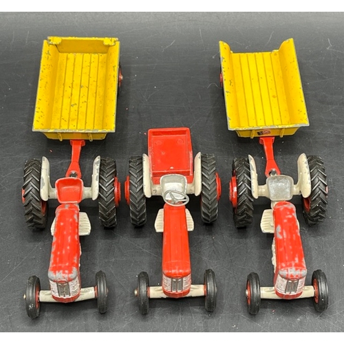 258 - Corgi, Dinky And Britains Farm Vehicles
(1700g)
Corgi Major Toys Massey Ferguson 780 Combine
Britain... 