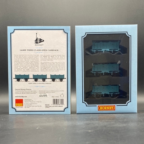 196 - Two Hornby Coach/Wagon packs 'As New'
(350g)
Hornby R60014 4 wheel Liverpool and Manchester Railway ... 