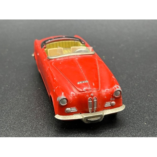 257 - Two Schuco Micro Racers
(300g)
Schuco Micro Racer 1038 Mercedes 220S with key - Operation not perfec... 