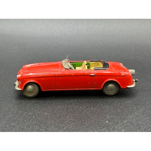 257 - Two Schuco Micro Racers
(300g)
Schuco Micro Racer 1038 Mercedes 220S with key - Operation not perfec... 