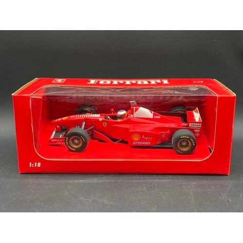 291 - Three Paul's Model Art 1/18 Michael Schumacher Collection Ferrari F1 racing cars
(2200g)
Ferrari F 3... 