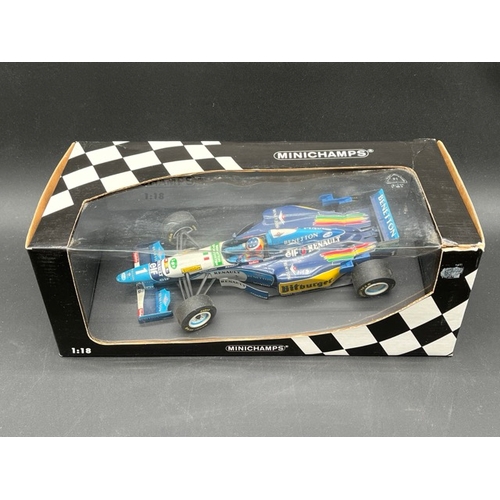 295 - Three Minichamps (Paul's Model Art) Benetton F1 Racing Cars 1/18 scale
(2500g)
Benetton Ford B194 GP... 