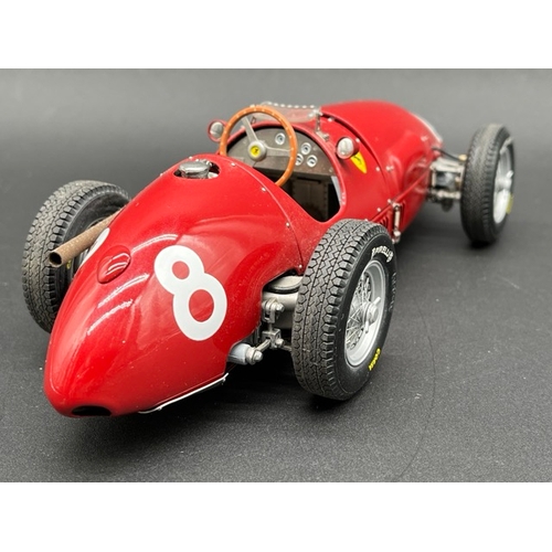 304 - Exoto Motobox Ferrari 500 F2 A0726 1:18 scale, Fine detail model - UnBoxed
(350g)
Showing little dus... 