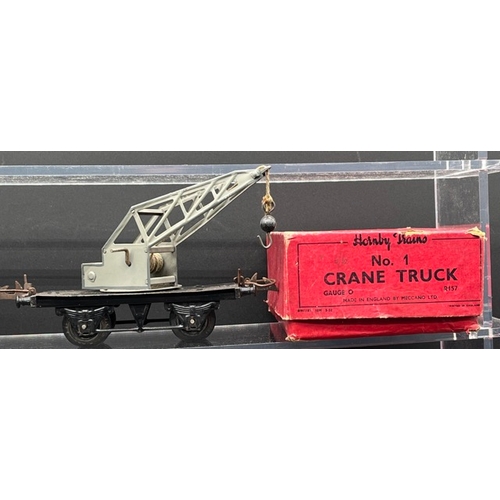 16 - Hornby Meccano Gauge O Rolling stock, Level crossing and Buffer stop most in boxes
(2000g)
Seven 'Re... 