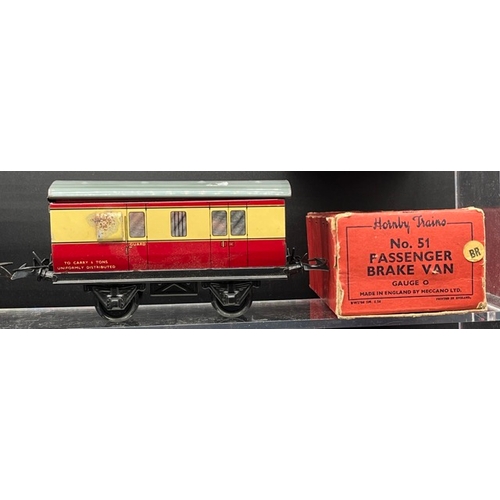 16 - Hornby Meccano Gauge O Rolling stock, Level crossing and Buffer stop most in boxes
(2000g)
Seven 'Re... 