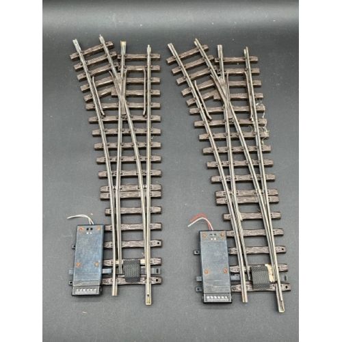 11 - Mostly LGB G scale track
(14500g)
Points:
LGB 1210 30deg RH 300mm (2)
LGB 1215 30deg LH 300mm (2)
LG... 