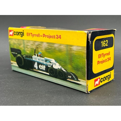 263 - Six Corgi and a Dinky F1 boxed racing cars with
(2300g)
two Universal F1 cars, four Shell Sports Car... 