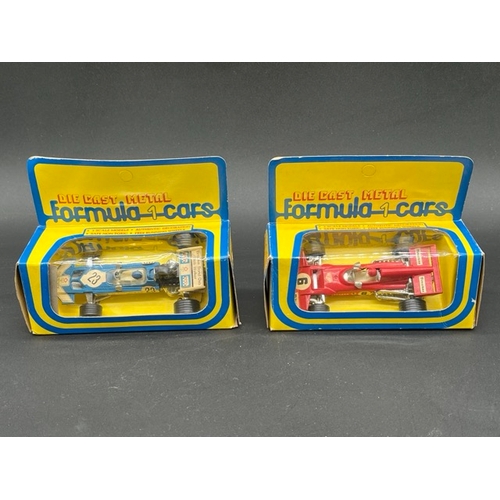 263 - Six Corgi and a Dinky F1 boxed racing cars with
(2300g)
two Universal F1 cars, four Shell Sports Car... 