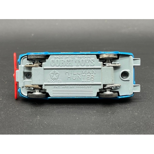 264 - Corgi Hillman Hunter and Aston Martin DB4 with Six Dinky and Three Lesney die-cast vehicles
(1000g)
... 