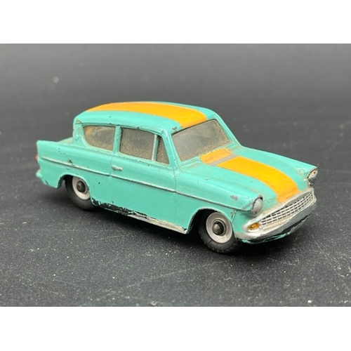 264 - Corgi Hillman Hunter and Aston Martin DB4 with Six Dinky and Three Lesney die-cast vehicles
(1000g)
... 