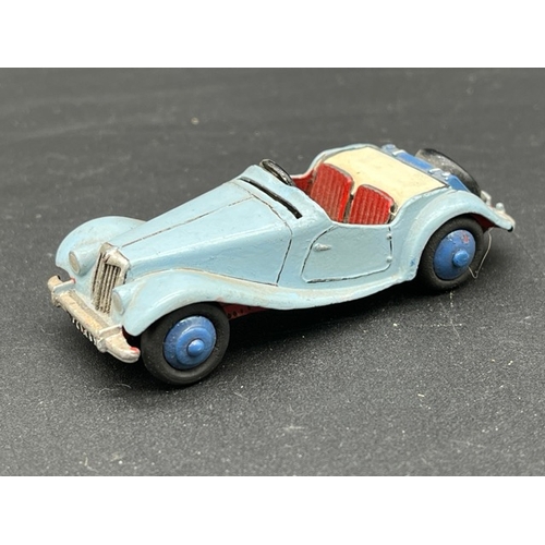 264 - Corgi Hillman Hunter and Aston Martin DB4 with Six Dinky and Three Lesney die-cast vehicles
(1000g)
... 