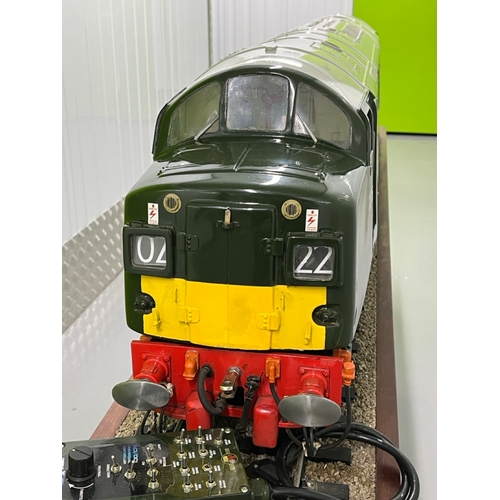 2 - 5 inch gauge Class 40 D326 in pristine condition, 