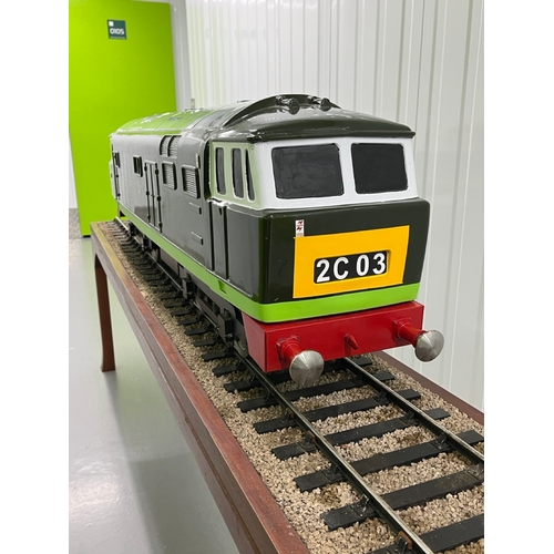 4 - 5 inch gauge Class 35 Bo-Bo Hymek D7017 Diesel locomotive in Good condition
From the Rob Denton coll... 