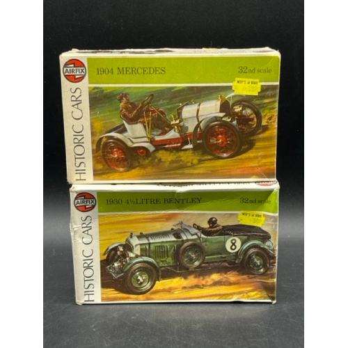 282 - A mixed Motoring Lot
(1600g)
Jaguar chrome car bonnet emblem 125mm length
AA membership car badge
Co... 