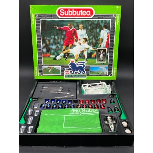 355 - Three complete sets of Subbuteo (Lightweight era), with three boxed complete teams, plus additional ... 