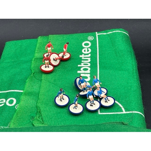 355 - Three complete sets of Subbuteo (Lightweight era), with three boxed complete teams, plus additional ... 