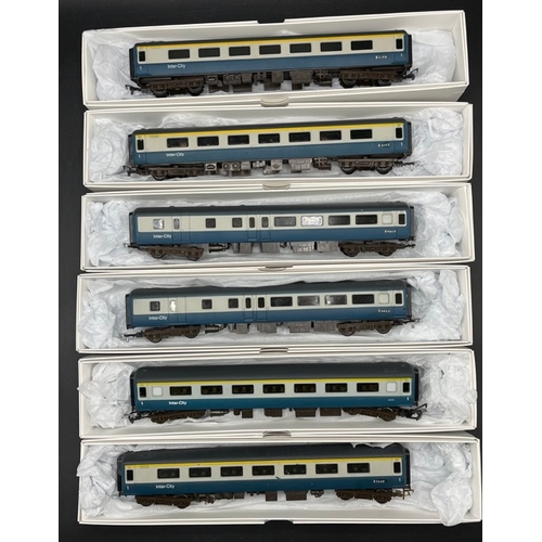 388 - A rake of six Airfix(GMR) Inter City 125 coaches, no duplicate running numbers
(1400g)
InterCity 125... 