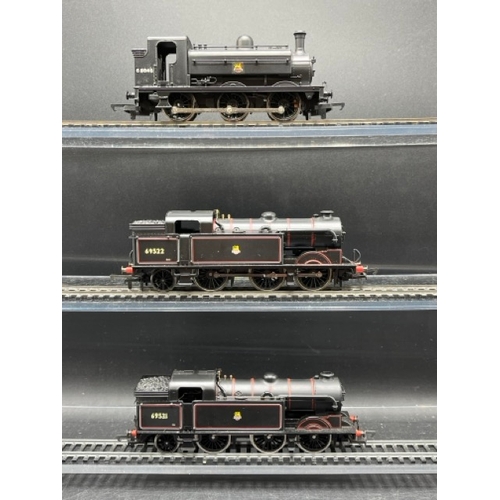 212 - Three OO gauge Steam Locomotives, each Tested as Runners
(1000g)
Hornby R1029 Class N2 0-6-2T 69522 ... 