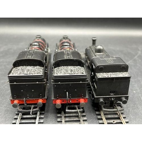 212 - Three OO gauge Steam Locomotives, each Tested as Runners
(1000g)
Hornby R1029 Class N2 0-6-2T 69522 ... 