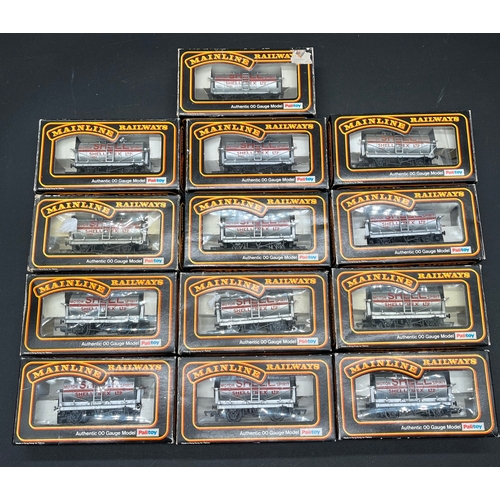 397 - 77 OO gauge Mainline Rolling stock Tank wagons, plank wagons and others each boxed
(5300g)
includes:... 