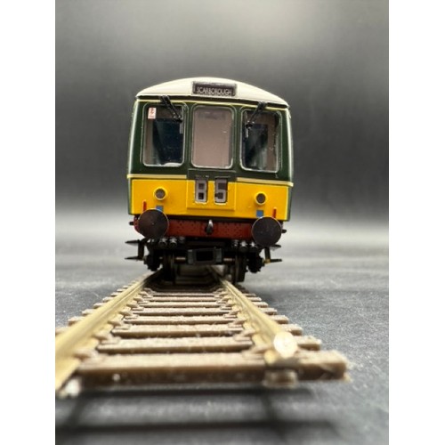 171 - Bachmann Branchline 32-911 Class 108 Three Car DMU. BR Green with Yellow Warning Panels - Tested run... 