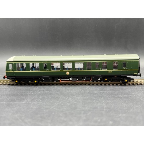 171 - Bachmann Branchline 32-911 Class 108 Three Car DMU. BR Green with Yellow Warning Panels - Tested run... 