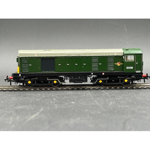 219 - Bachmann Branchline 32-034DS Class 20 D8138 in BR Green with Centre Head Code Box (DCC Sound Fitted)... 