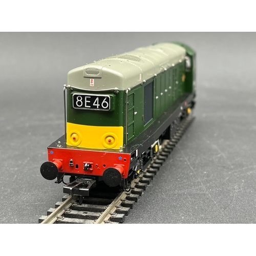 219 - Bachmann Branchline 32-034DS Class 20 D8138 in BR Green with Centre Head Code Box (DCC Sound Fitted)... 