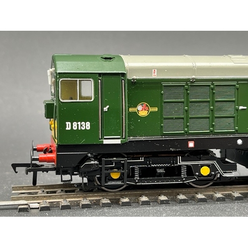 219 - Bachmann Branchline 32-034DS Class 20 D8138 in BR Green with Centre Head Code Box (DCC Sound Fitted)... 