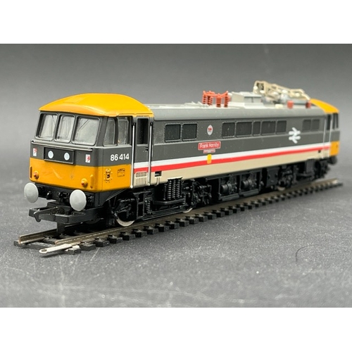 223 - Hornby R388 Class86 Class 86 86414 