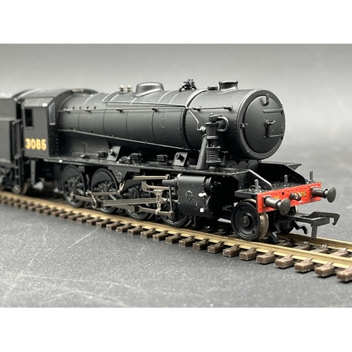 226 - Bachmann Branchline 32-254 WD Austerity 2-8-0 3085 in LNER black - Tested Runner
(450g)