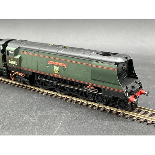 228 - TMC Custom Finish Hornby West Country Class 'City of Wells' 34092 4-6-2 - Tested Non-Runner
(750g)
w... 