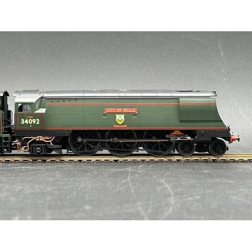 228 - TMC Custom Finish Hornby West Country Class 'City of Wells' 34092 4-6-2 - Tested Non-Runner
(750g)
w... 