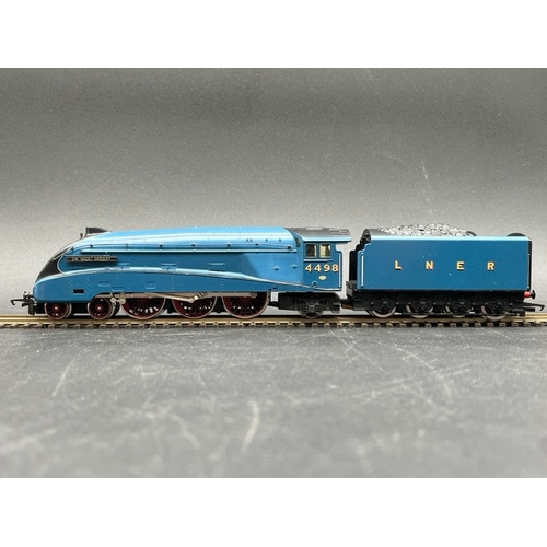 231 - Hornby R528 A4 4498 